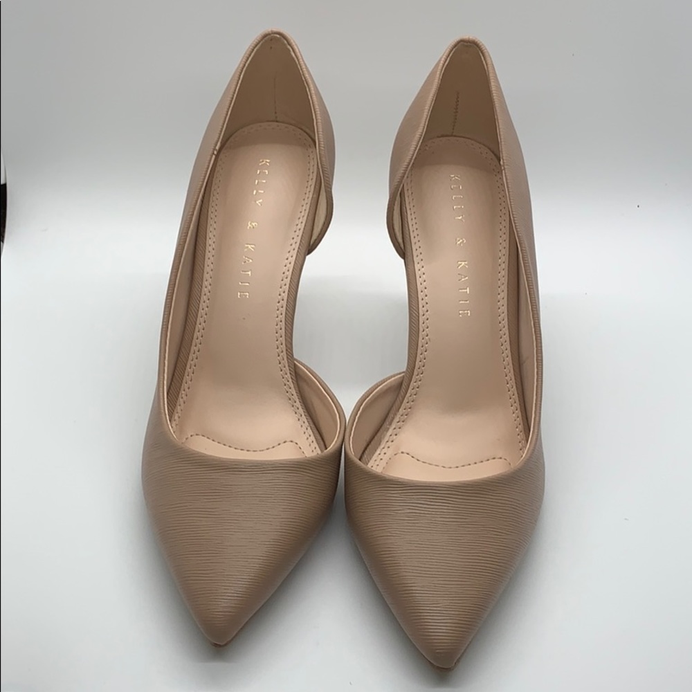 Driella Pumps